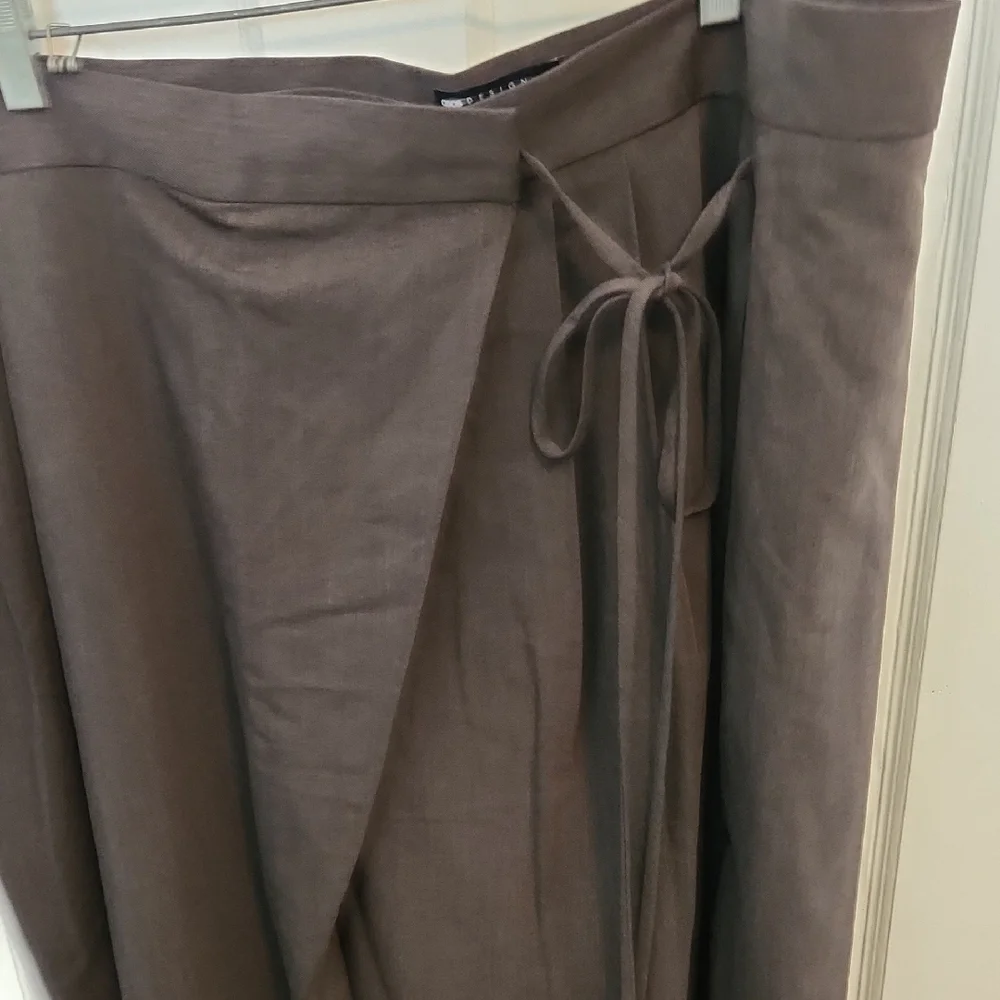 ASOS Black Wrap Trousers - Picture 3 of 8